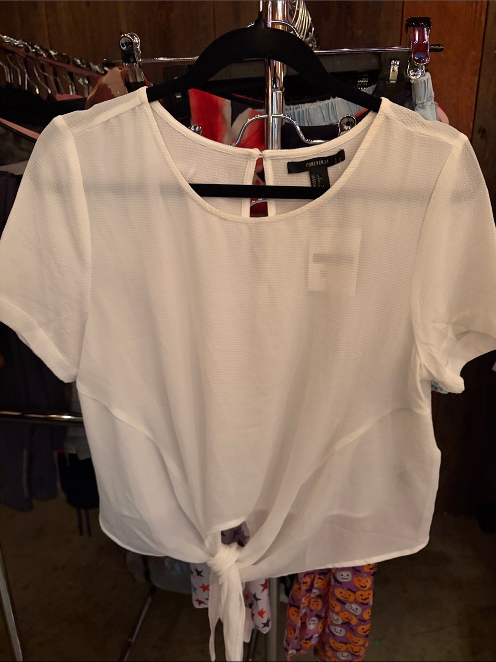 Forever 21 White Short Sleeve Tie-Front Crop Top